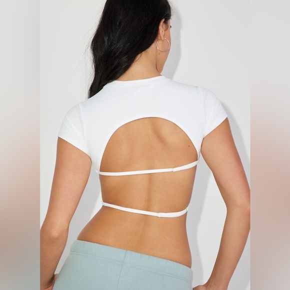 Garage | Mikayla Open Back Tee in White Size Medium - Picture 1 of 6